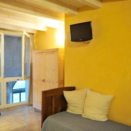 B&B Corte Cornalino Ровербелла Экстерьер фото